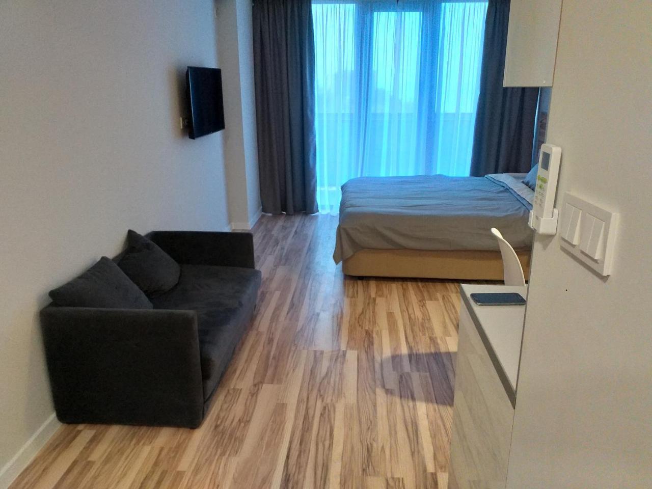 Batumi Beach Tower エクステリア 写真