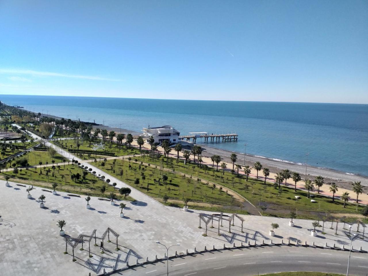 Batumi Beach Tower エクステリア 写真