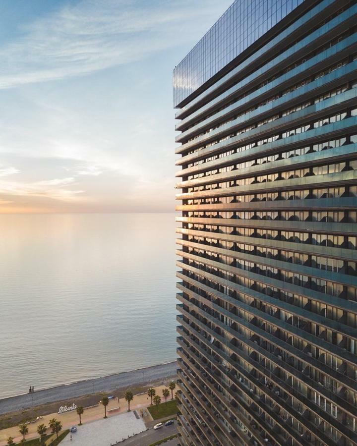 Batumi Beach Tower エクステリア 写真